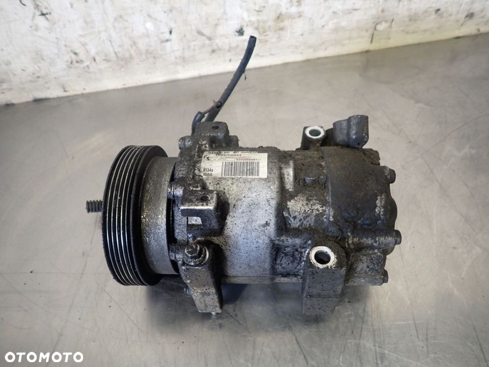 SPRĘŻARKA KLIMATYZACJI DACIA SANDERO 1.4 8200866441 - 2