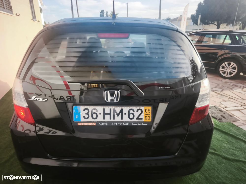 Honda Jazz 1.4 i-VTEC Exclusive - 24