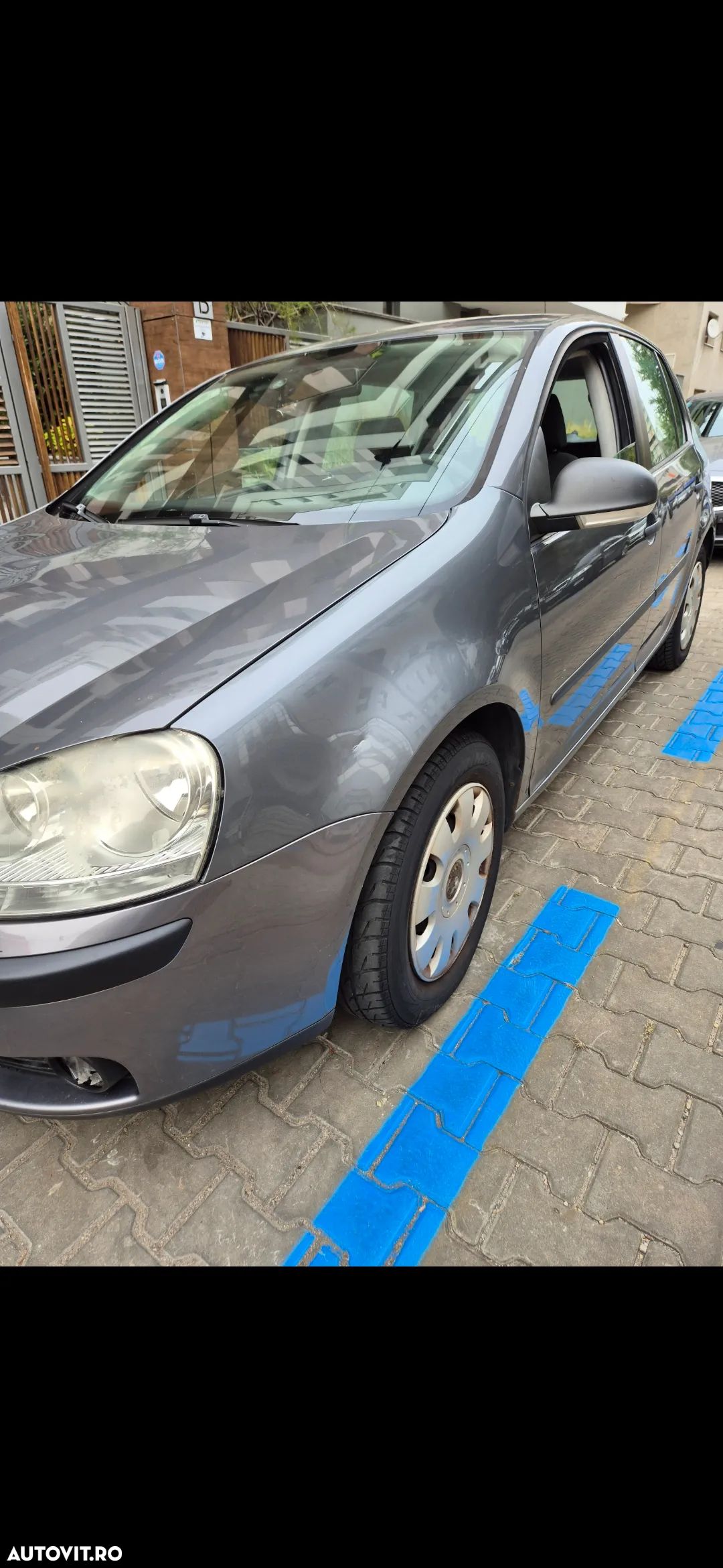 Volkswagen Golf 1.9 TDI DPF Trendline - 1