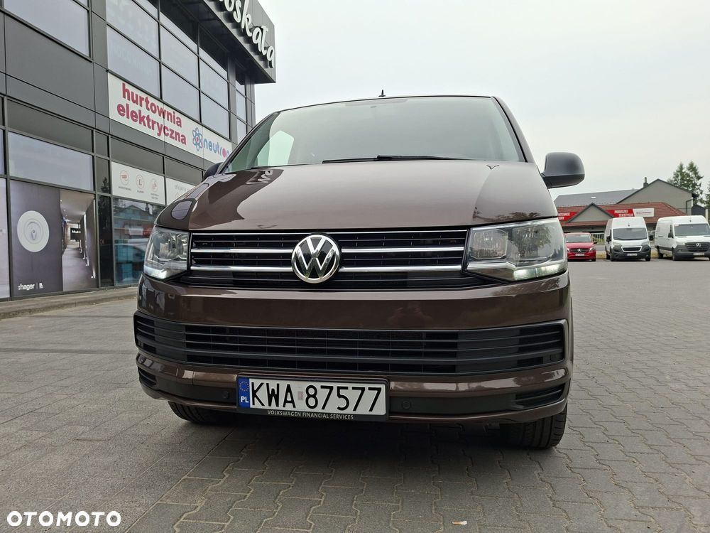 Volkswagen Caravelle 2.0 TDI L2 Highline DSG - 2