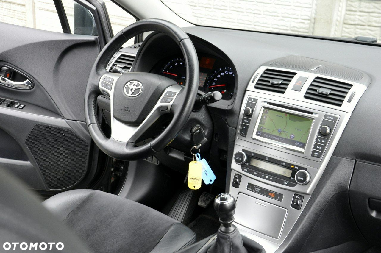 Toyota Avensis 1.8 Sol - 6