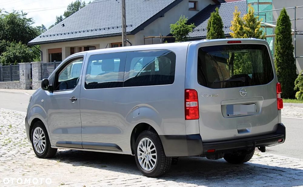 Opel Vivaro - 8
