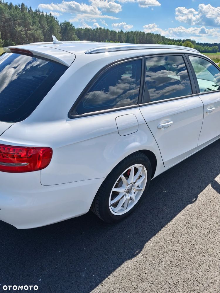 Audi A4 Avant - 9