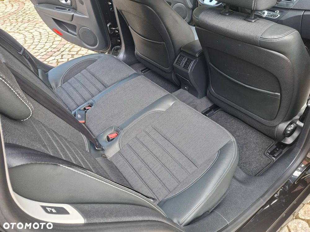 Renault Laguna 2.0 16V 140 Sportway - 17