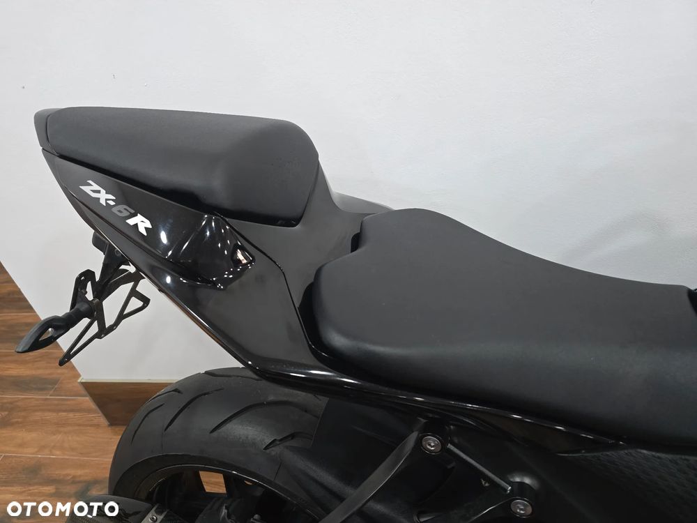 Kawasaki Ninja - 32