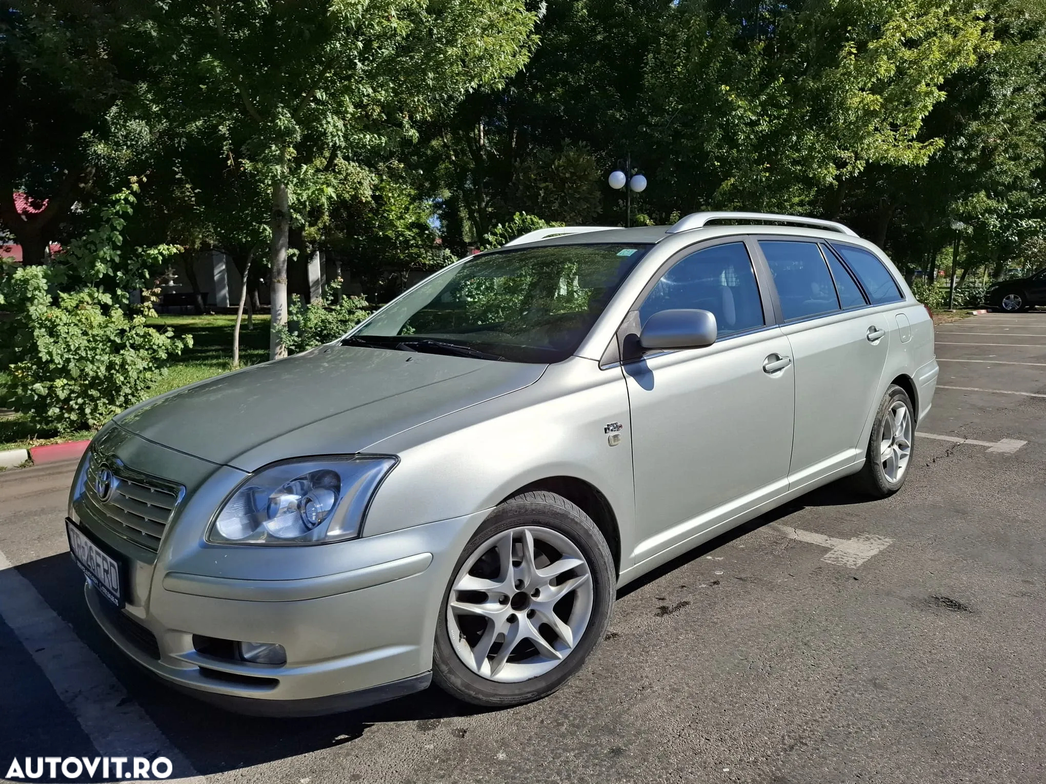 Toyota Avensis 2.0 D-4D - 4