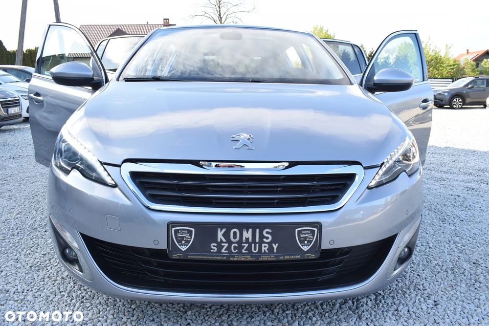 Peugeot 308 1.2 PureTech Allure S&S - 12