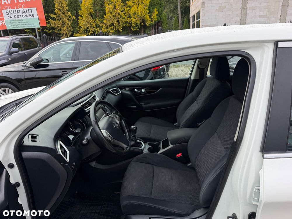 Nissan Qashqai 1.2 DIG-T N-Connecta EU6 - 6