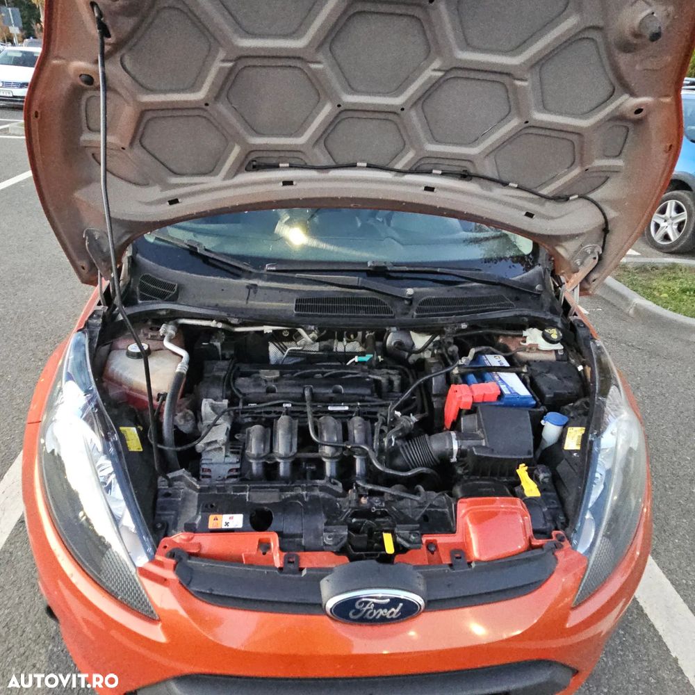Ford Fiesta - 9