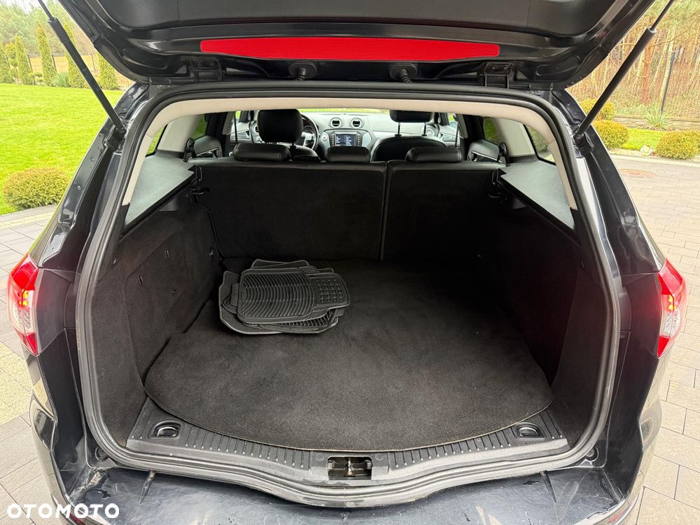 Ford Mondeo 2.0 TDCi Champions Edition - 23