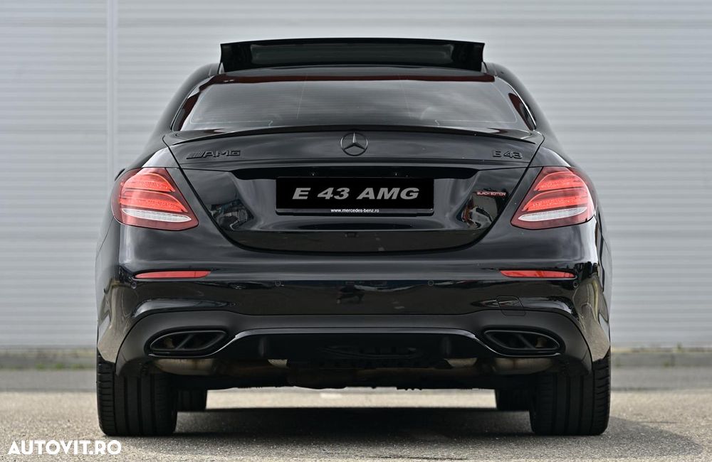 Mercedes-Benz E - 13
