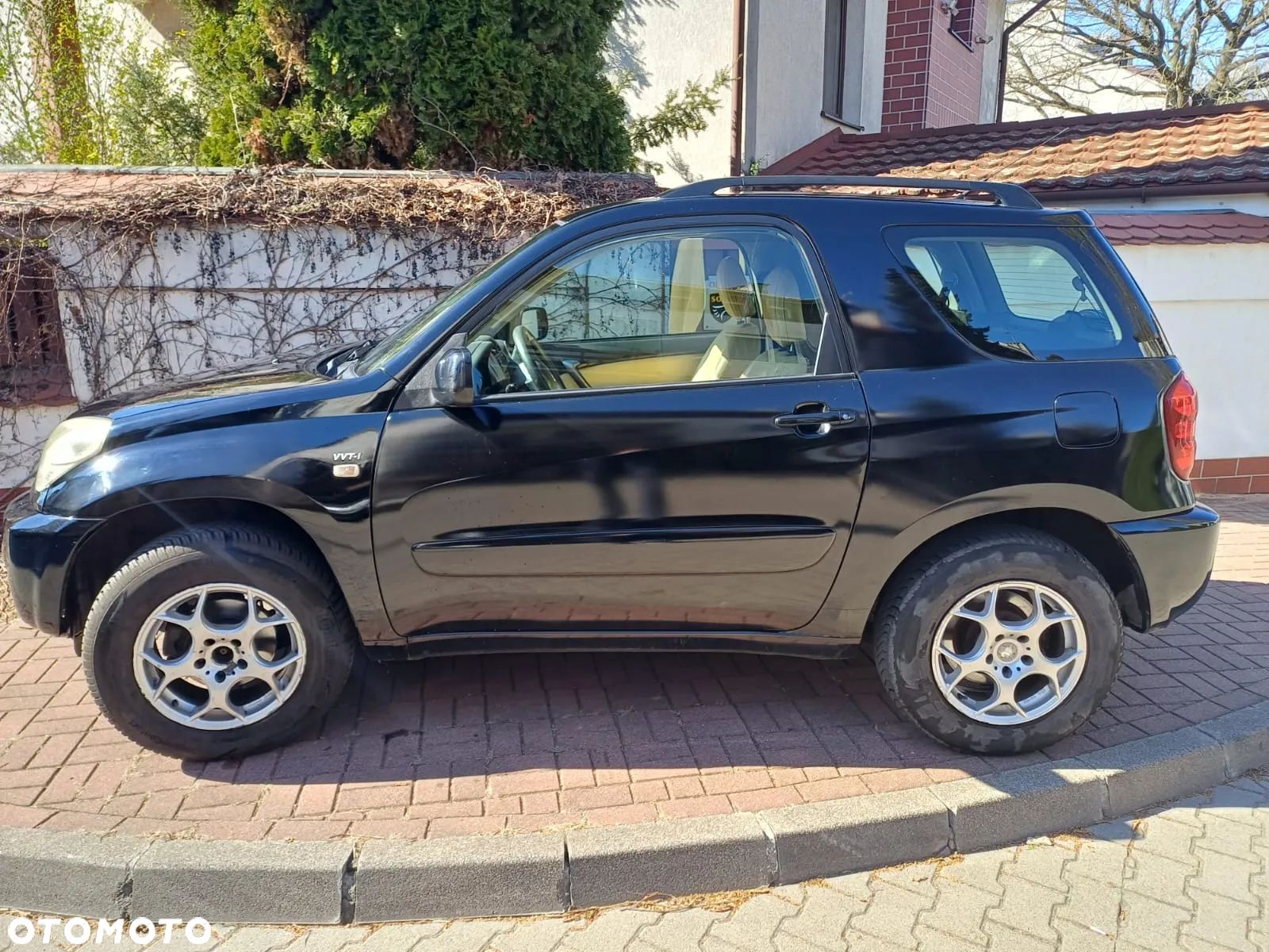 Toyota RAV4 1.8 VVT-i Terra 2WD - 1