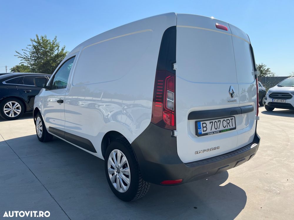 Renault Express - 8