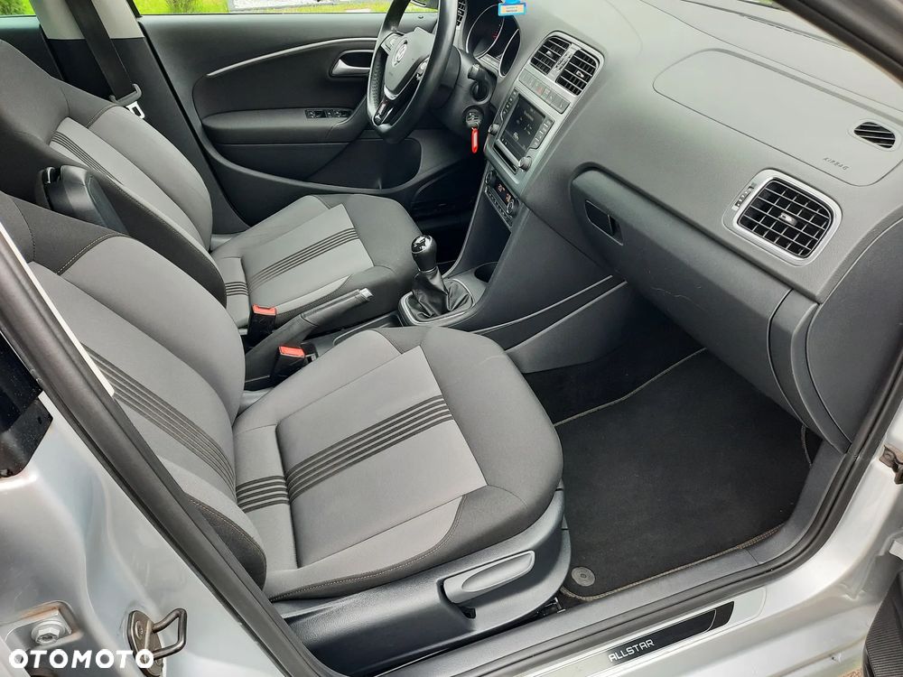 Volkswagen Polo 1.2 TSI Blue Motion Technology Allstar - 15