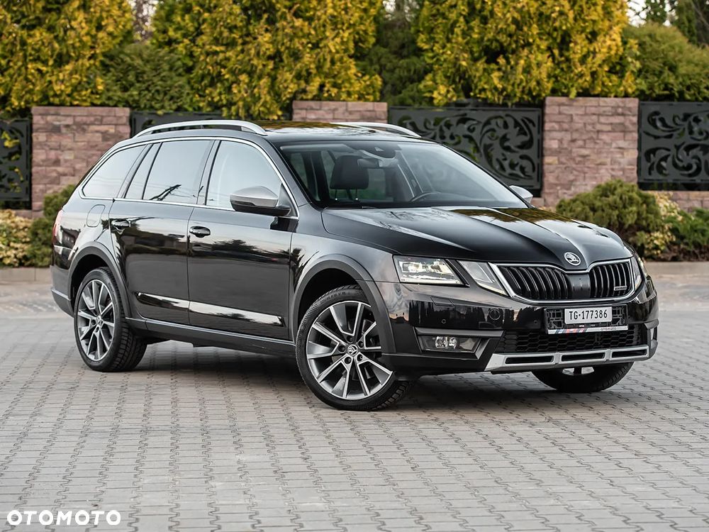 Skoda Octavia Scout 2.0 TDI 4x4 DSG - 1