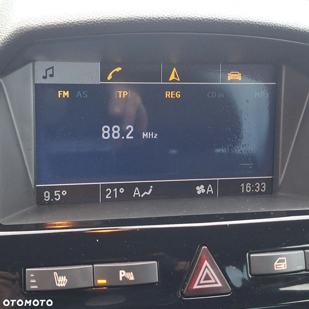 Opel Zafira - 23
