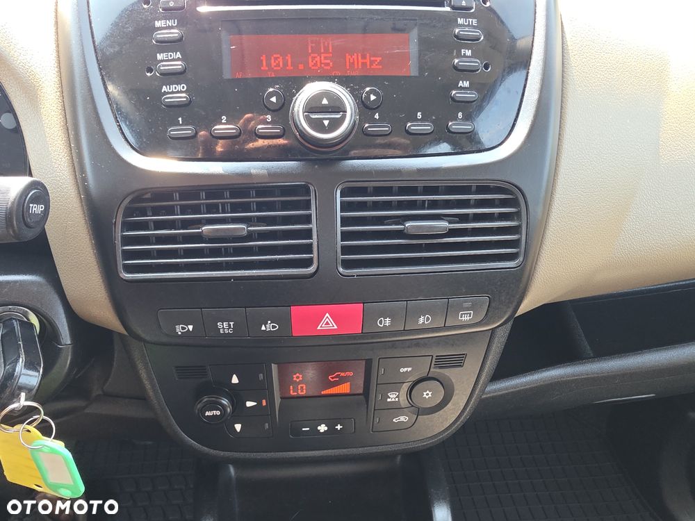Opel Combo 1.6 CDTI L1H2 Selection - 25