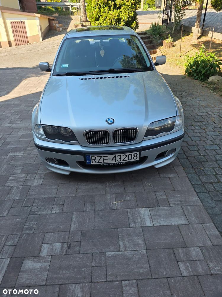 BMW Seria 3 325i Edition Sport - 1