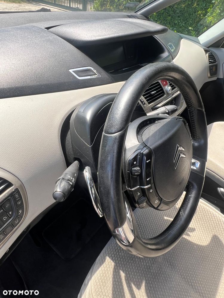 Citroën C4 Picasso - 11