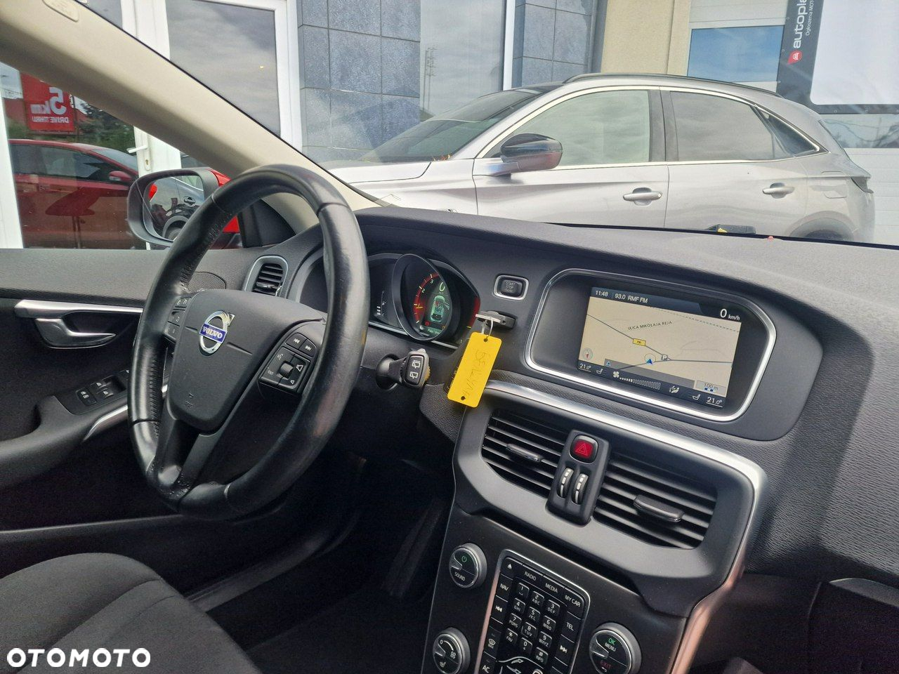 Volvo V40 T2 You - 23