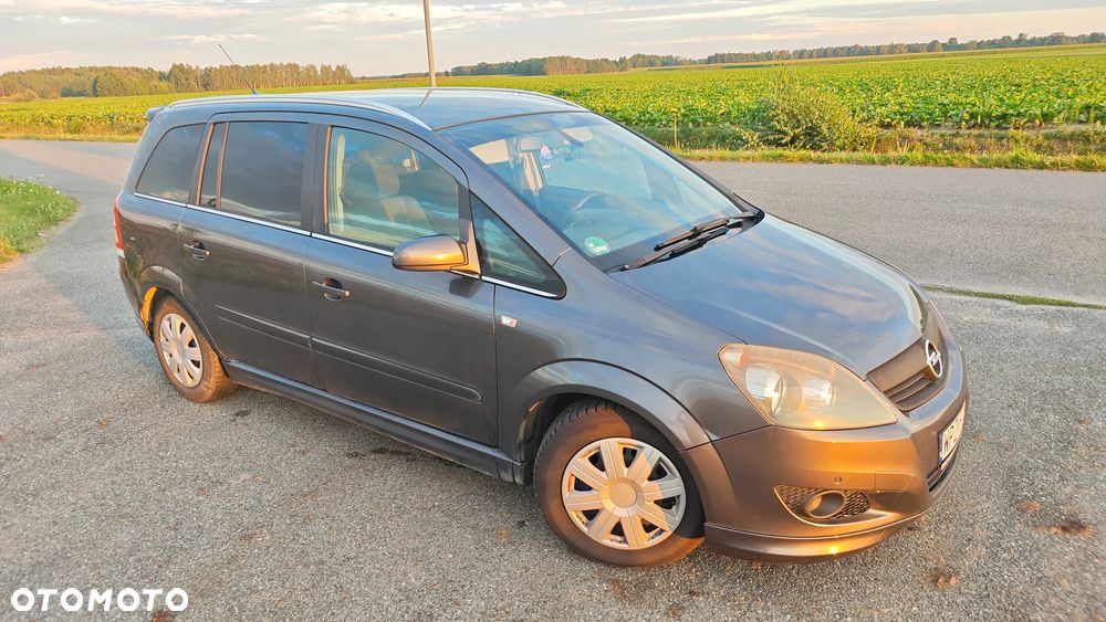 Opel Zafira - 8