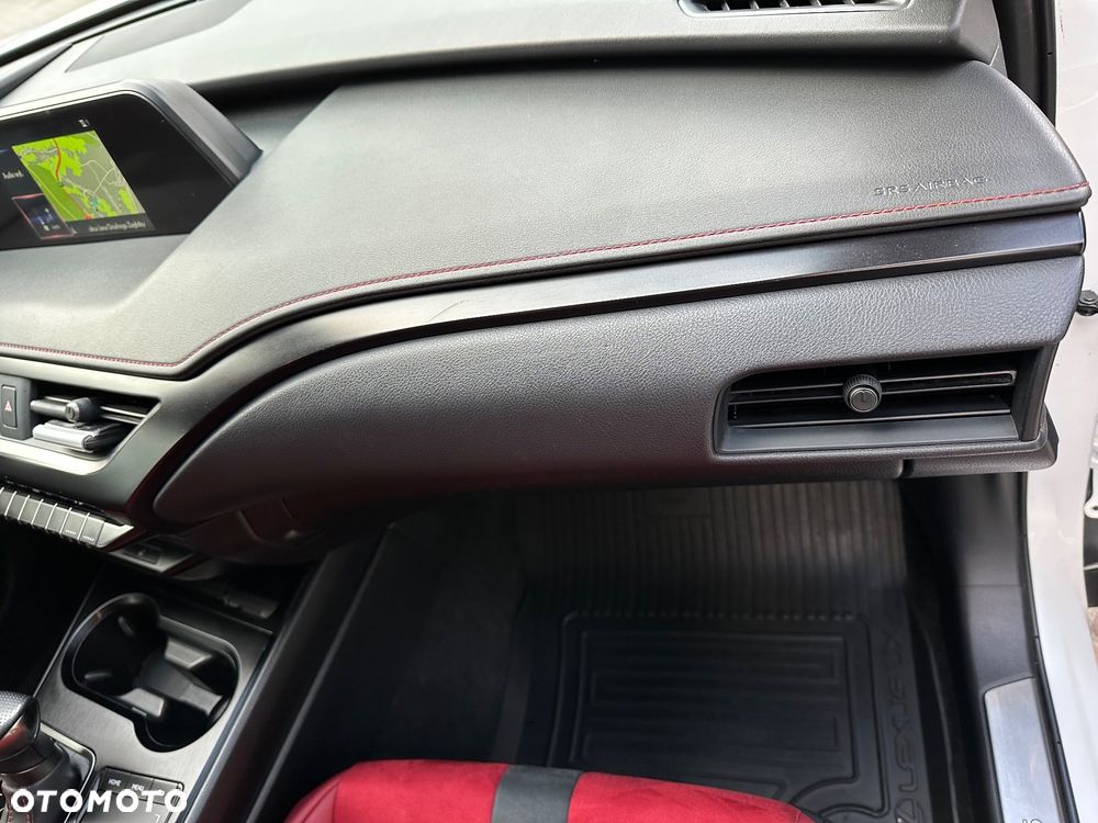 Lexus UX 250h Executive Line - 32