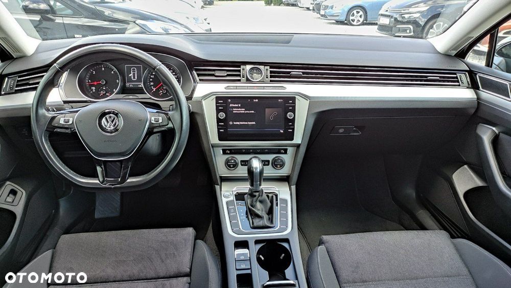 Volkswagen Passat - 5