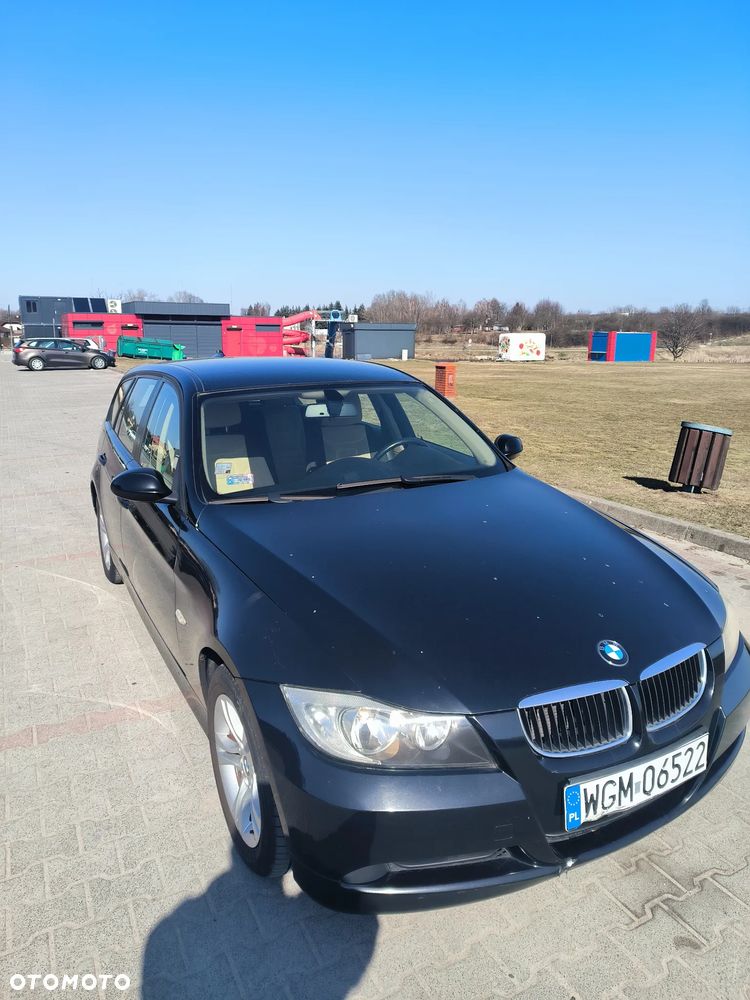 BMW Seria 3 318d DPF - 15
