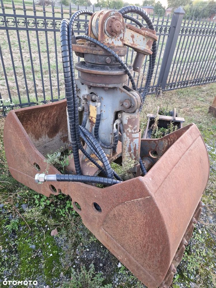 Sennebogen FUCHS CAT TEREX