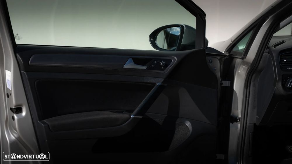 VW Golf Variant 1.6 TDi Confortline - 18