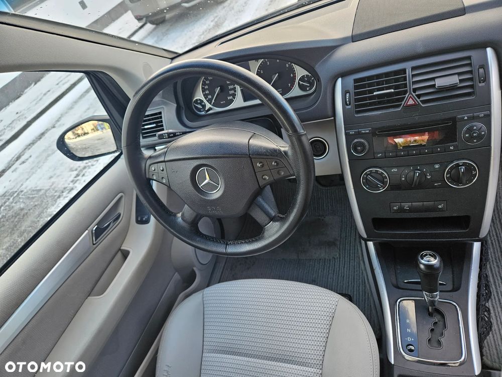 Mercedes-Benz Klasa B 200 Autotronic - 6