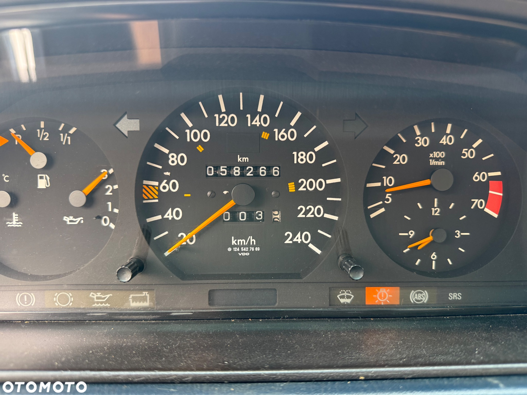Mercedes-Benz W124 (1984-1993) - 11