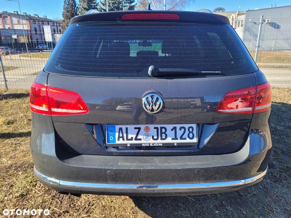 Volkswagen Passat Variant 2.0 TDI DSG BlueMotion Technology Exclusive - 11