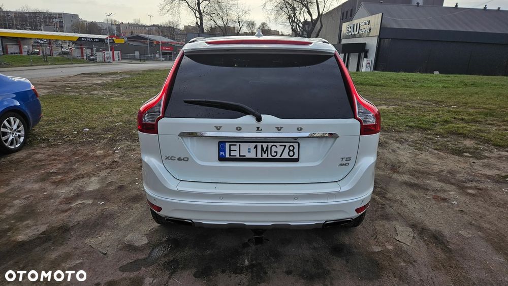 Volvo XC 60 T5 AWD Summum - 7