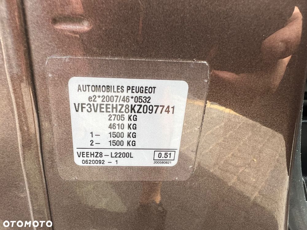 Peugeot Traveller L3 2.0 EAT6 Allure - 28