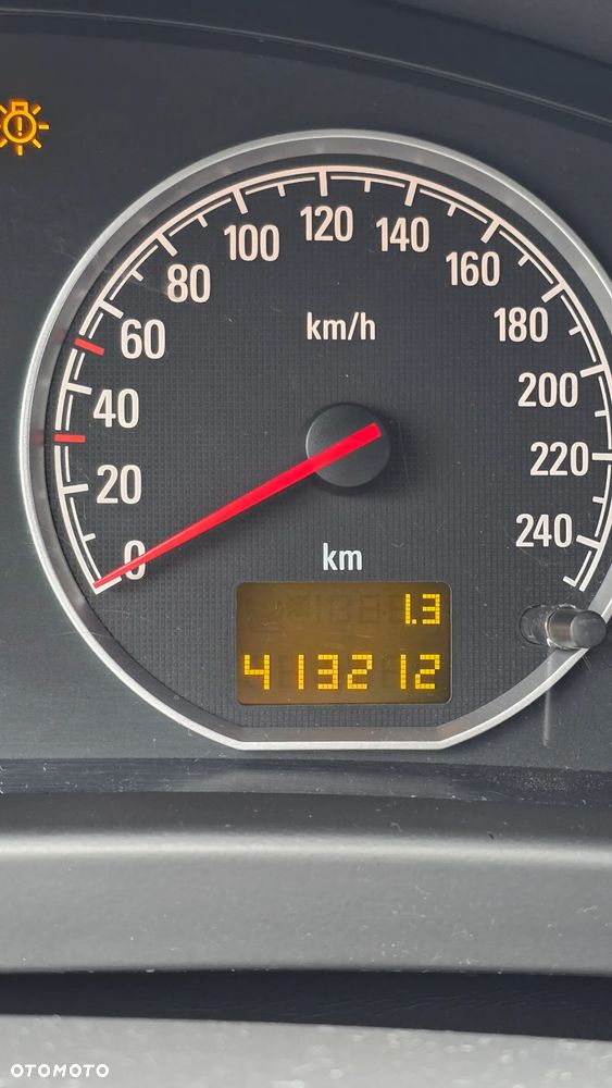Opel Vectra 1.9 CDTI - 8