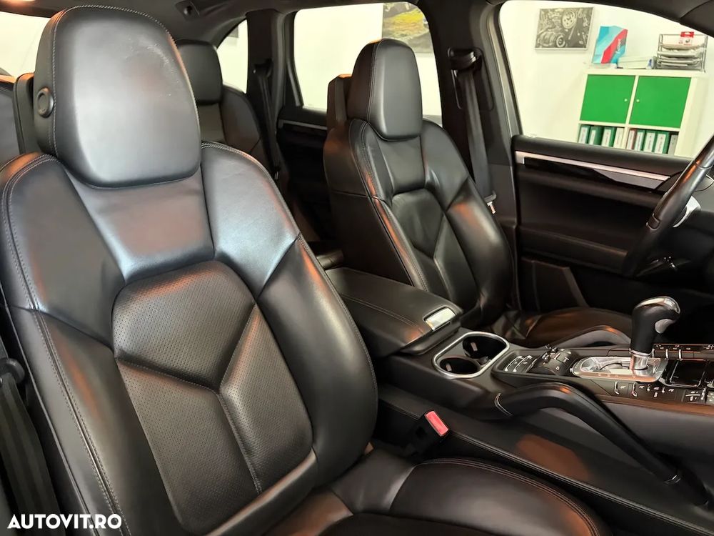 Porsche Cayenne 3.0TD TipTronic - 17