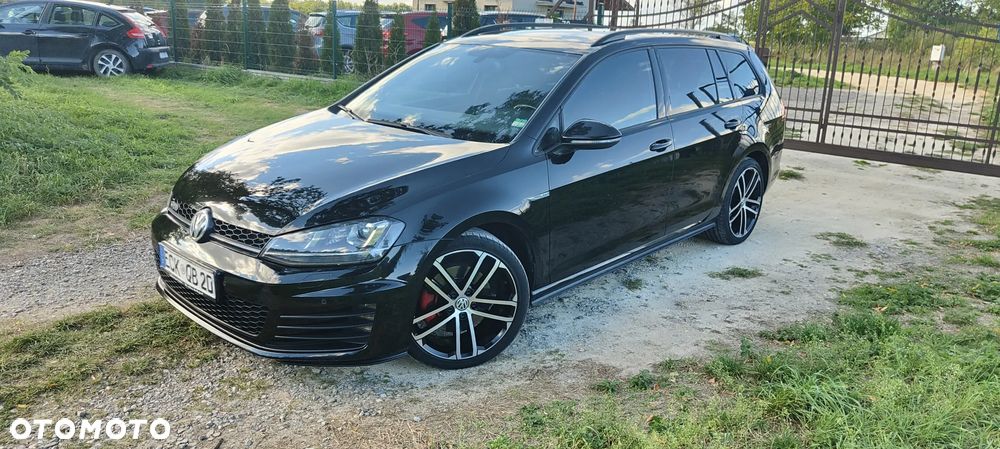 Volkswagen Golf 2.0 TDI BMT GTD - 10