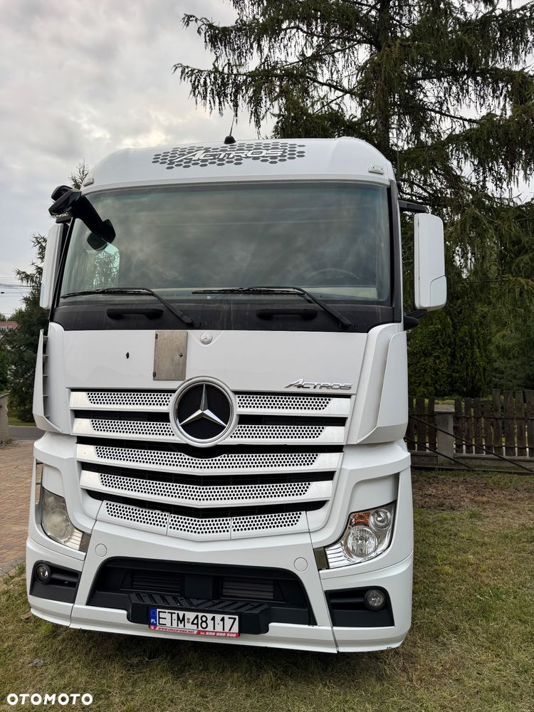 Mercedes-Benz ACTROS - 2