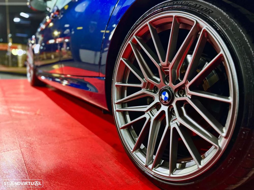 BMW 318 d Pack M - 13