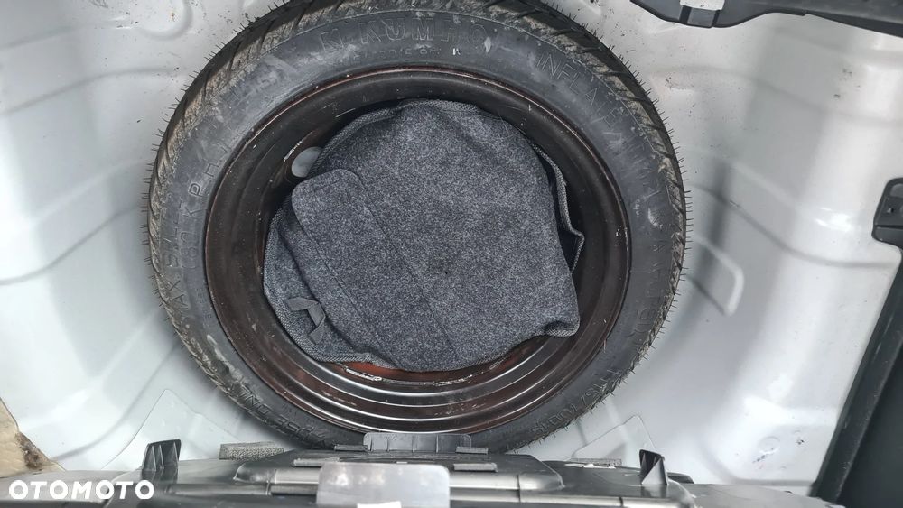 Hyundai i20 1.1 CRDi Classic + - 12