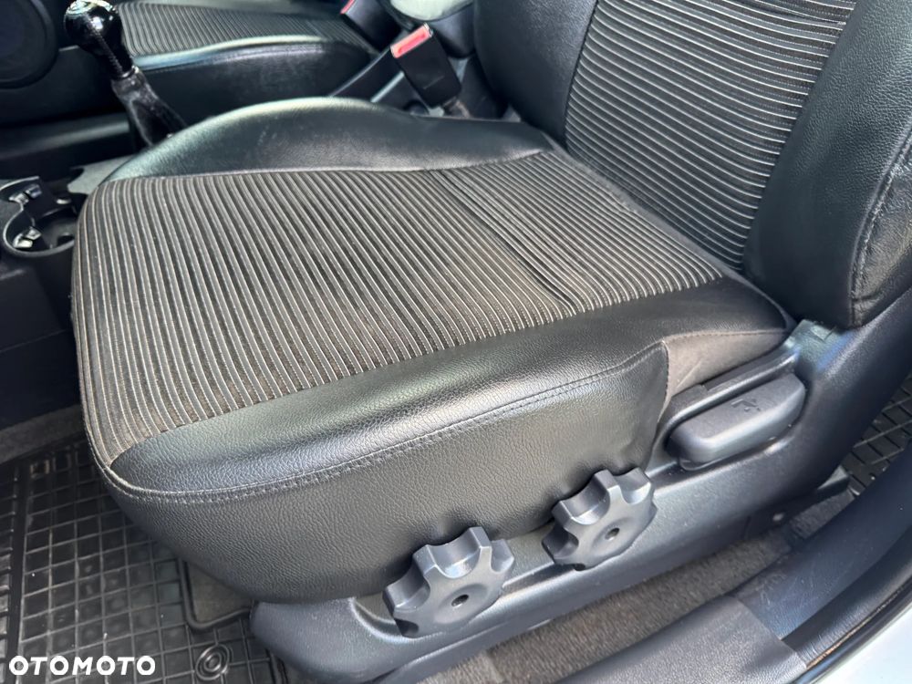Kia Sportage 2.0 2WD Champ - 25