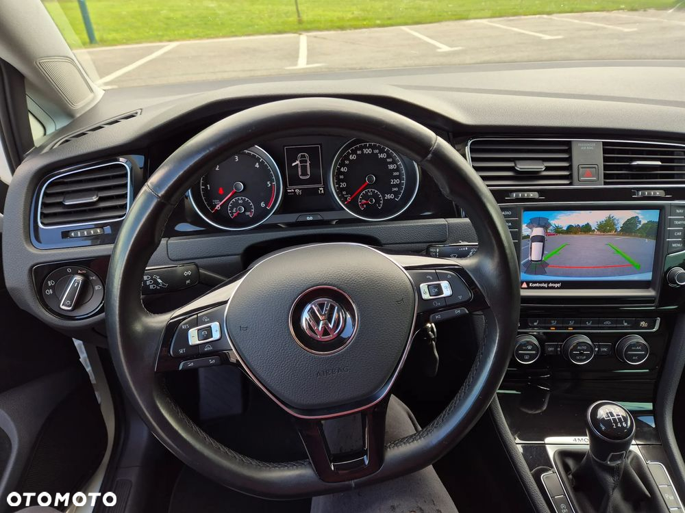 Volkswagen Golf - 7