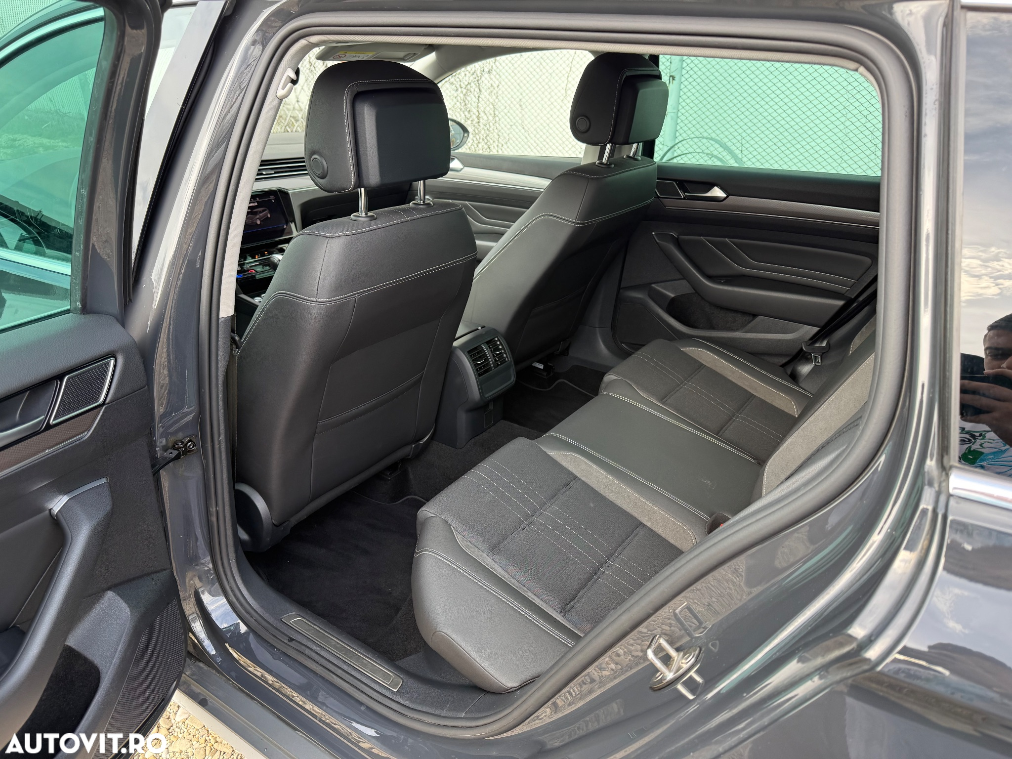 Volkswagen Passat - 18