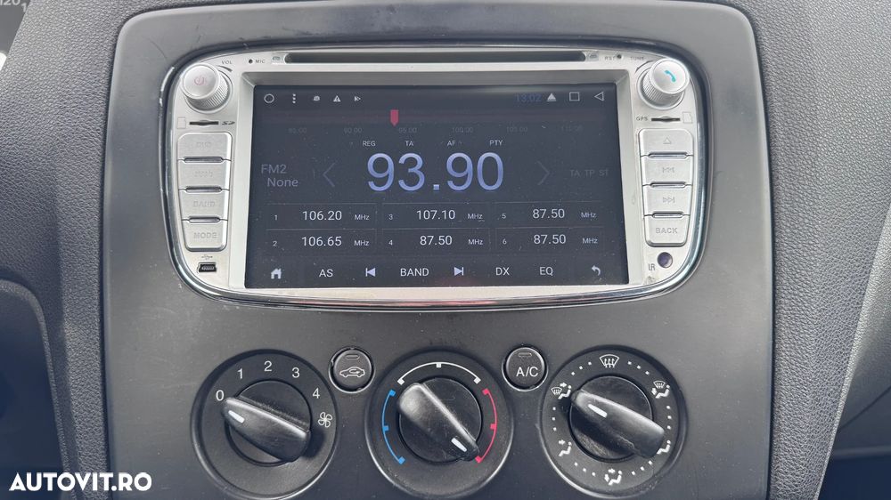 Ford Focus 1.6 Ambiente - 12