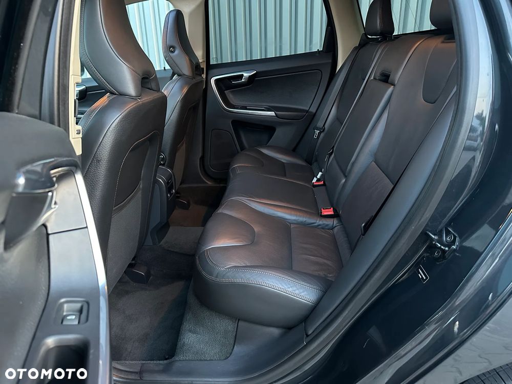 Volvo XC 60 T6 AWD Edition Pro - 7