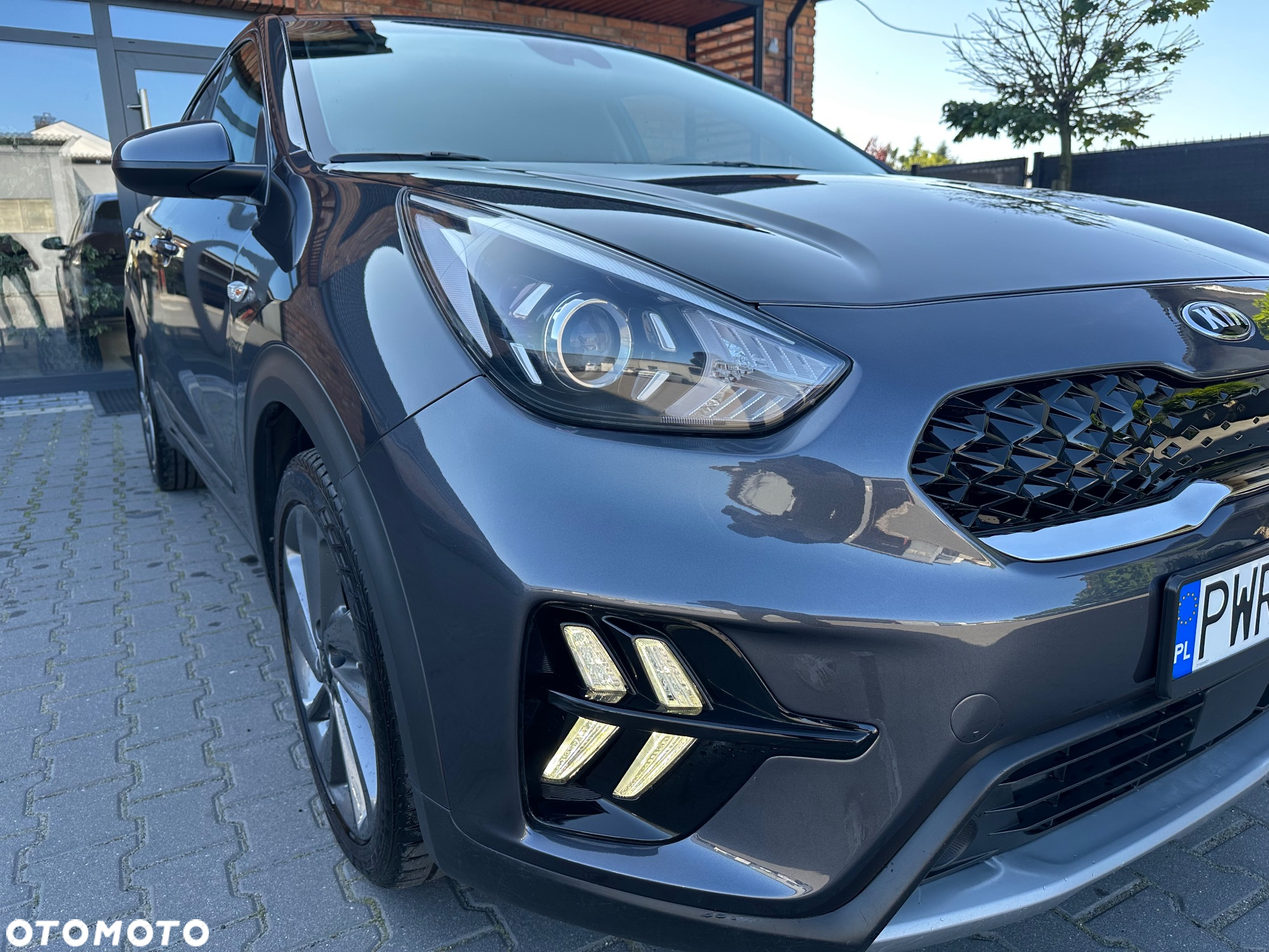 Kia Niro 1.6 GDI Hybrid L Business Line - 3