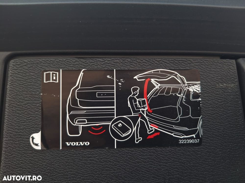 VOLVO XC60 2021 — imagine 24