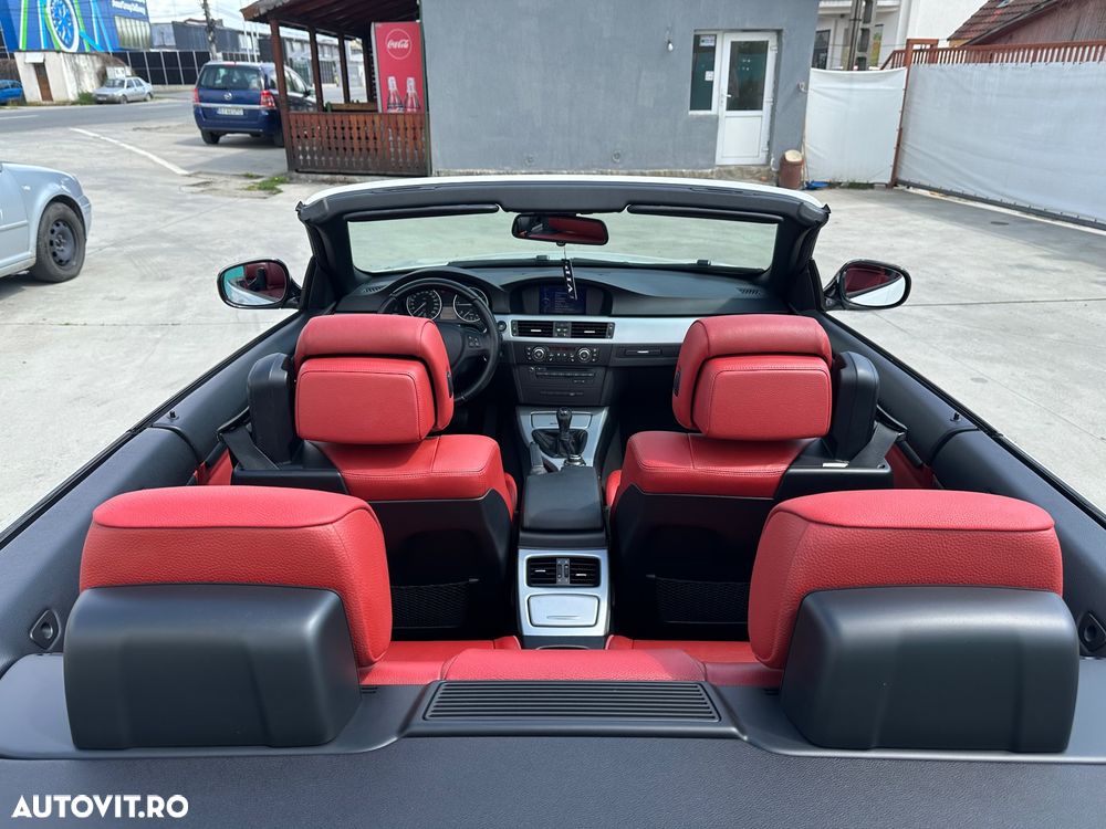 BMW Seria 3 320d DPF M Sport Edition - 20