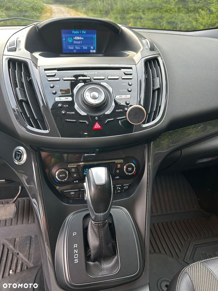 Ford Kuga - 8